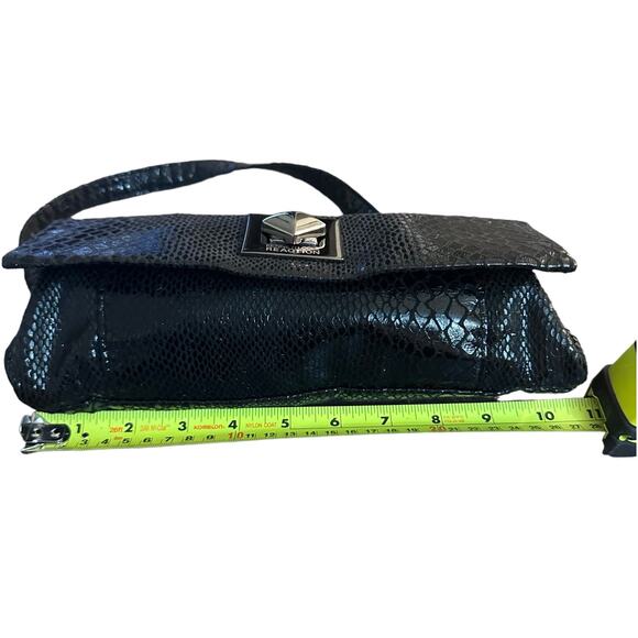 Kenneth Cole Reaction Faux Snakeskin Shoulder Bag Chain Strap Clutch - Picture 3 of 8
